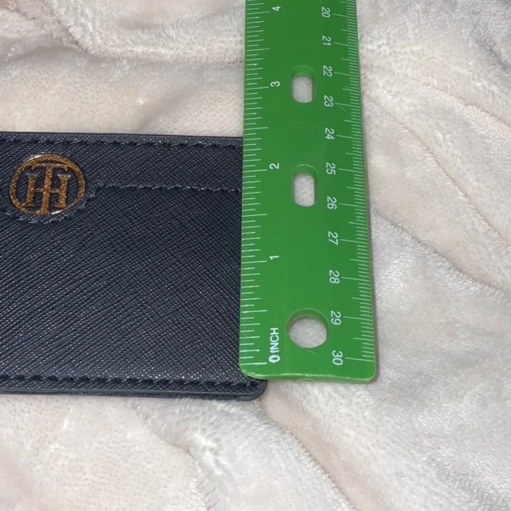🌸3 for $18🌸 Tommy Hilfiger navy snap on credit card holder bag / wallet NWOT